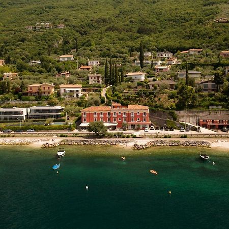 Hotel Menapace Torri Del Benaco Exterior foto